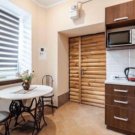 Comfortable Apartment On Franko Lviv Bagian luar foto